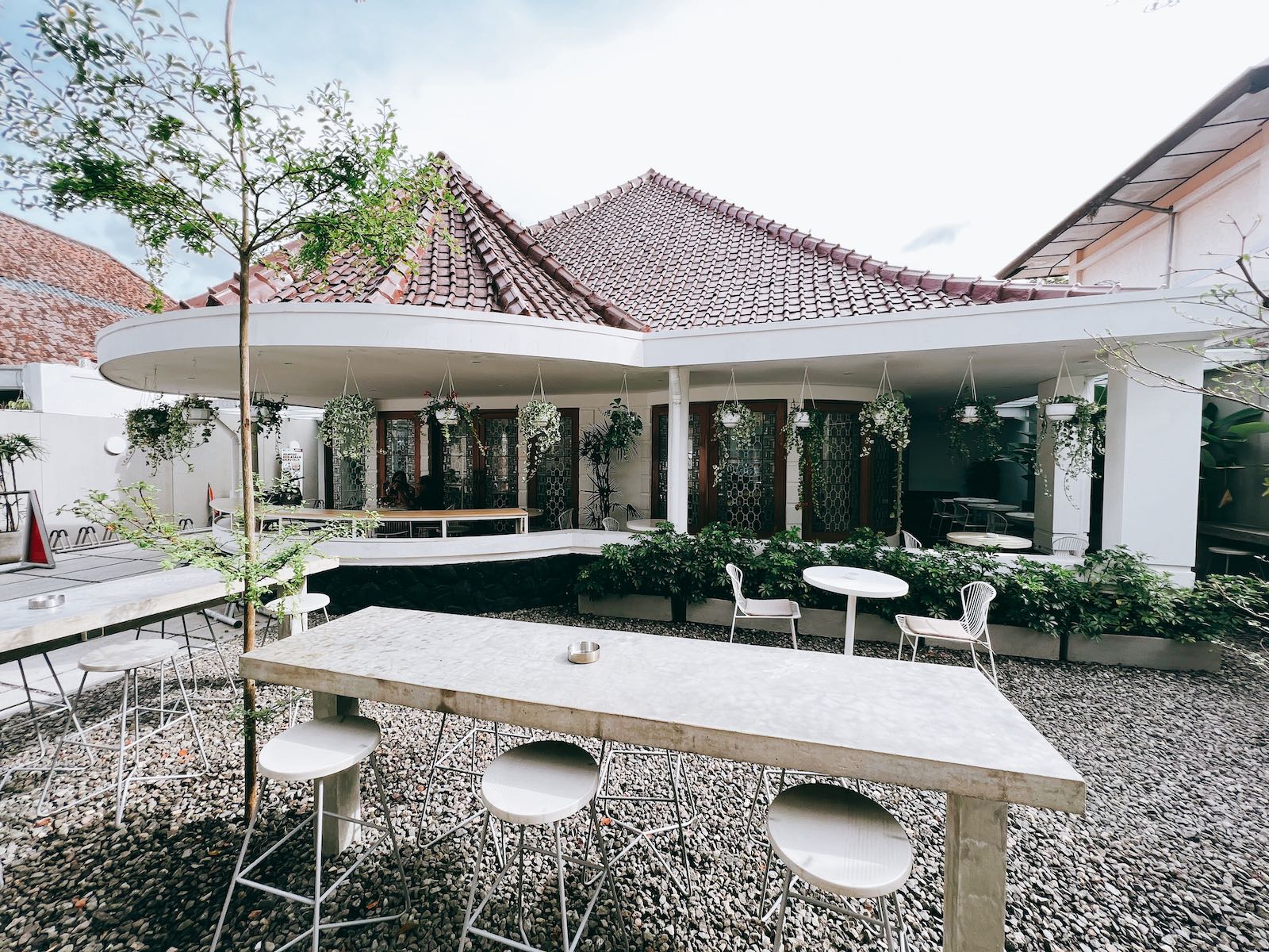 Bandung Cafes Tjimanoek43 Outdoor